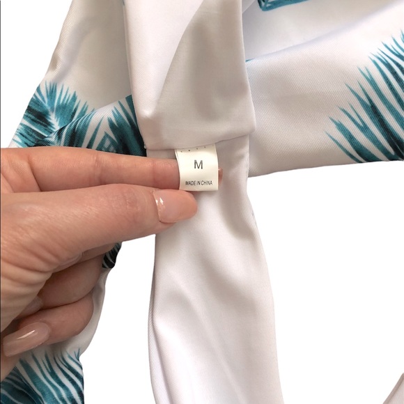 Women’s Green Leaf Printed Bikini Bottoms Size L - Picture 10 of 12